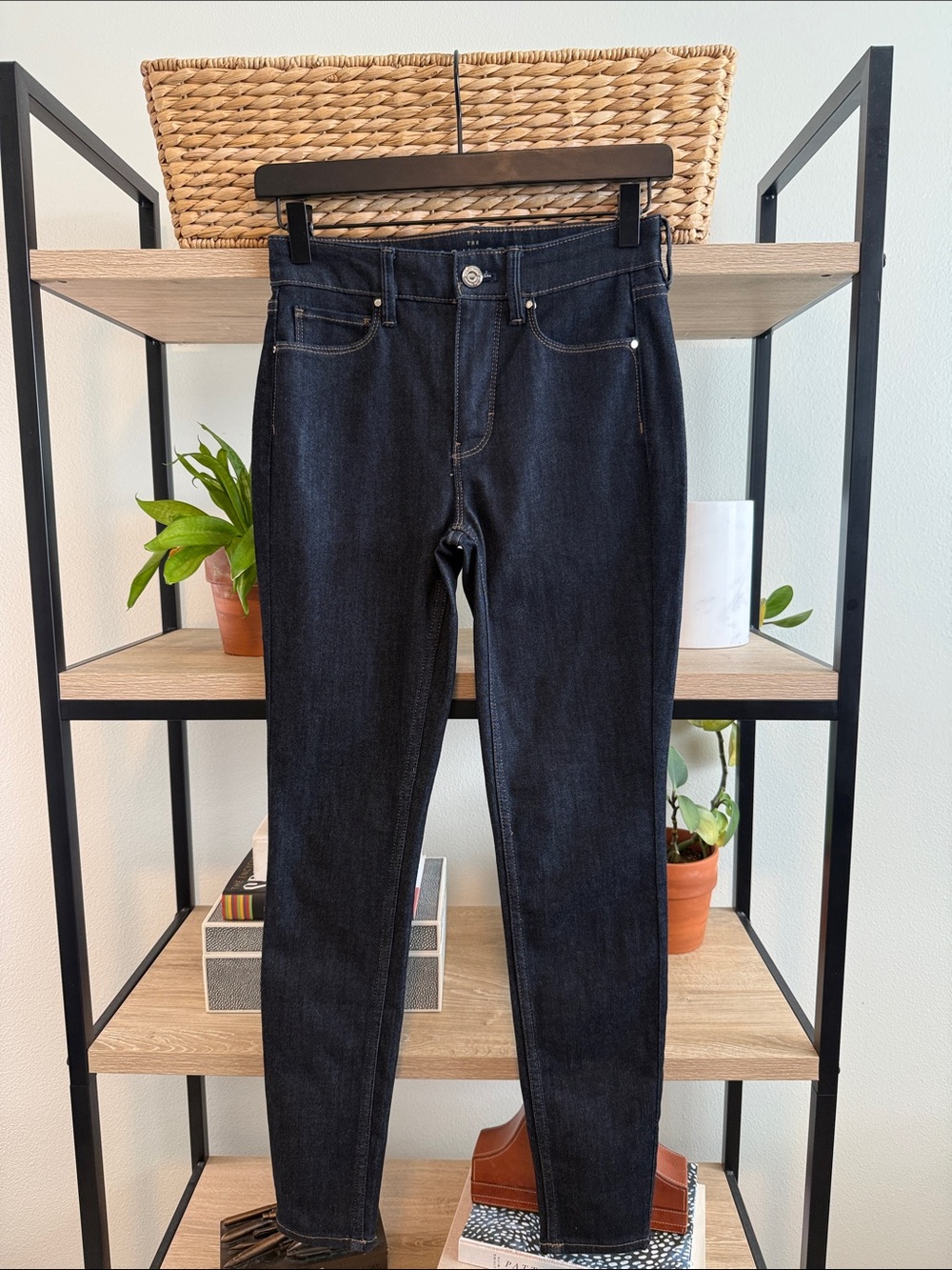 White House Black Market Mid-Rise The Sculpt Skinny Ankle Dark Denim Jeans, 00